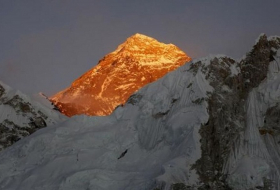 Did Everest really shrink? We`ll soon know 